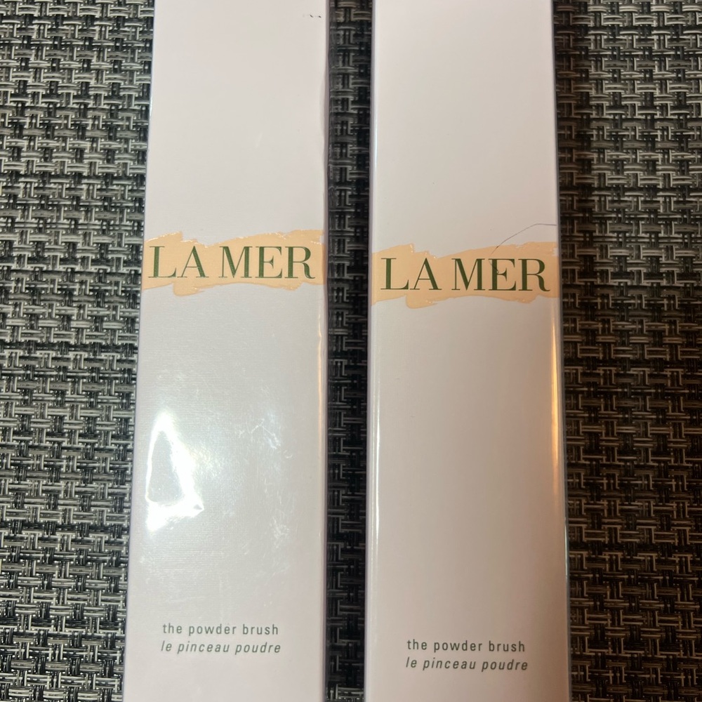 La Mer The Powder Brush Lot of 2 M4 - Picture 5 of 5
